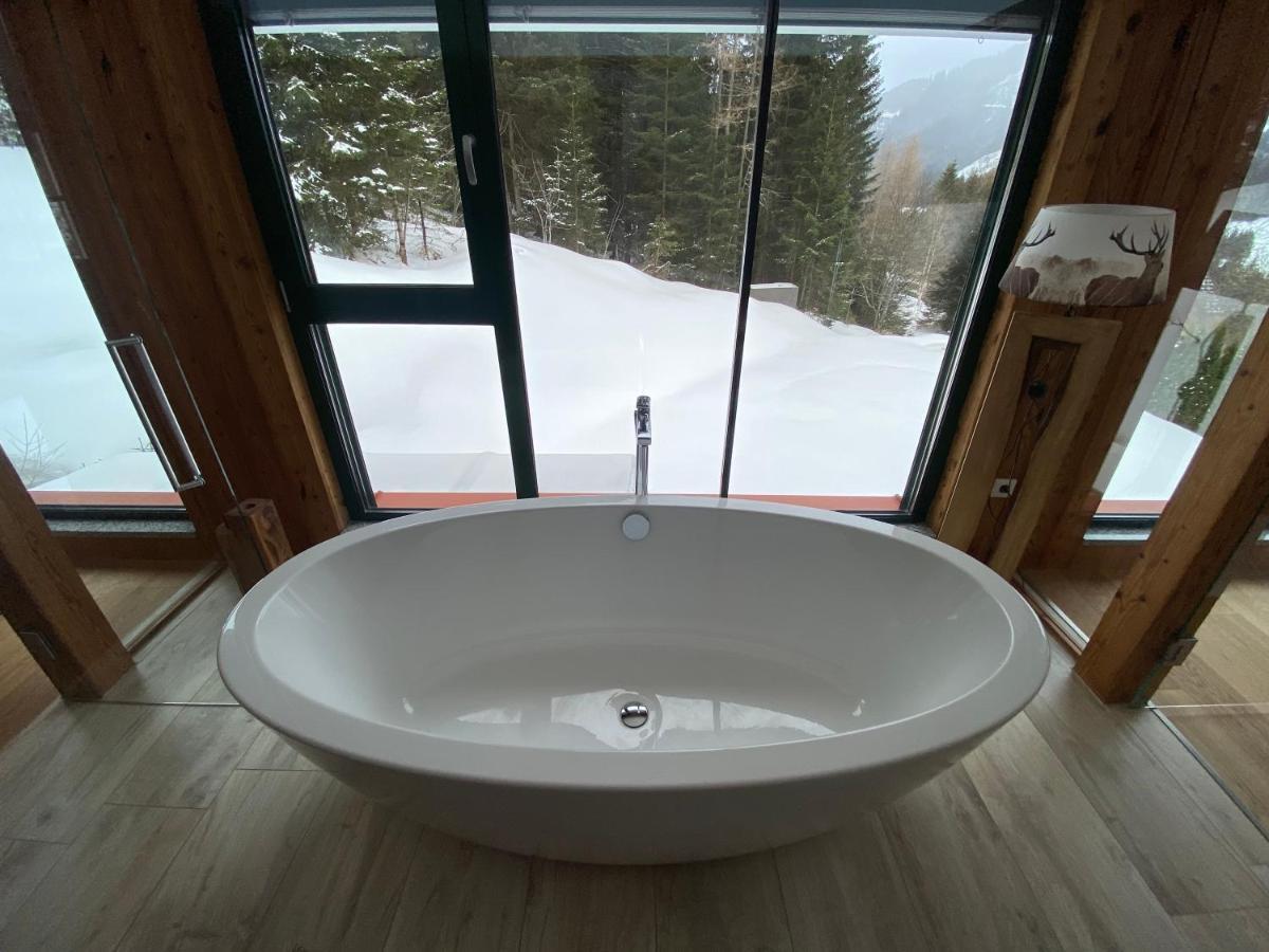 Chalet Sodamin Alpin Mit Wellness Hohentauern Eksteriør billede